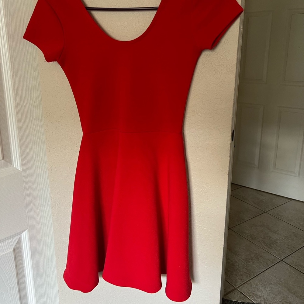 Red short sleeve mini dress XS